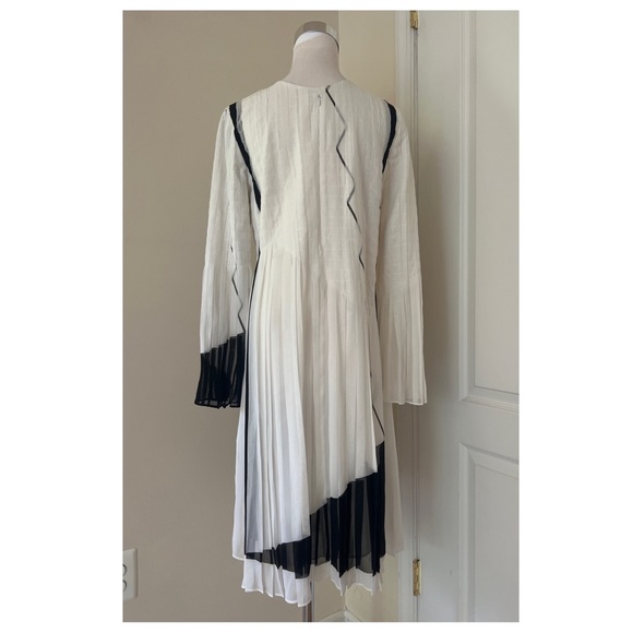 Akris Dresses Akris Pleated Keyhole Dress Poshmark